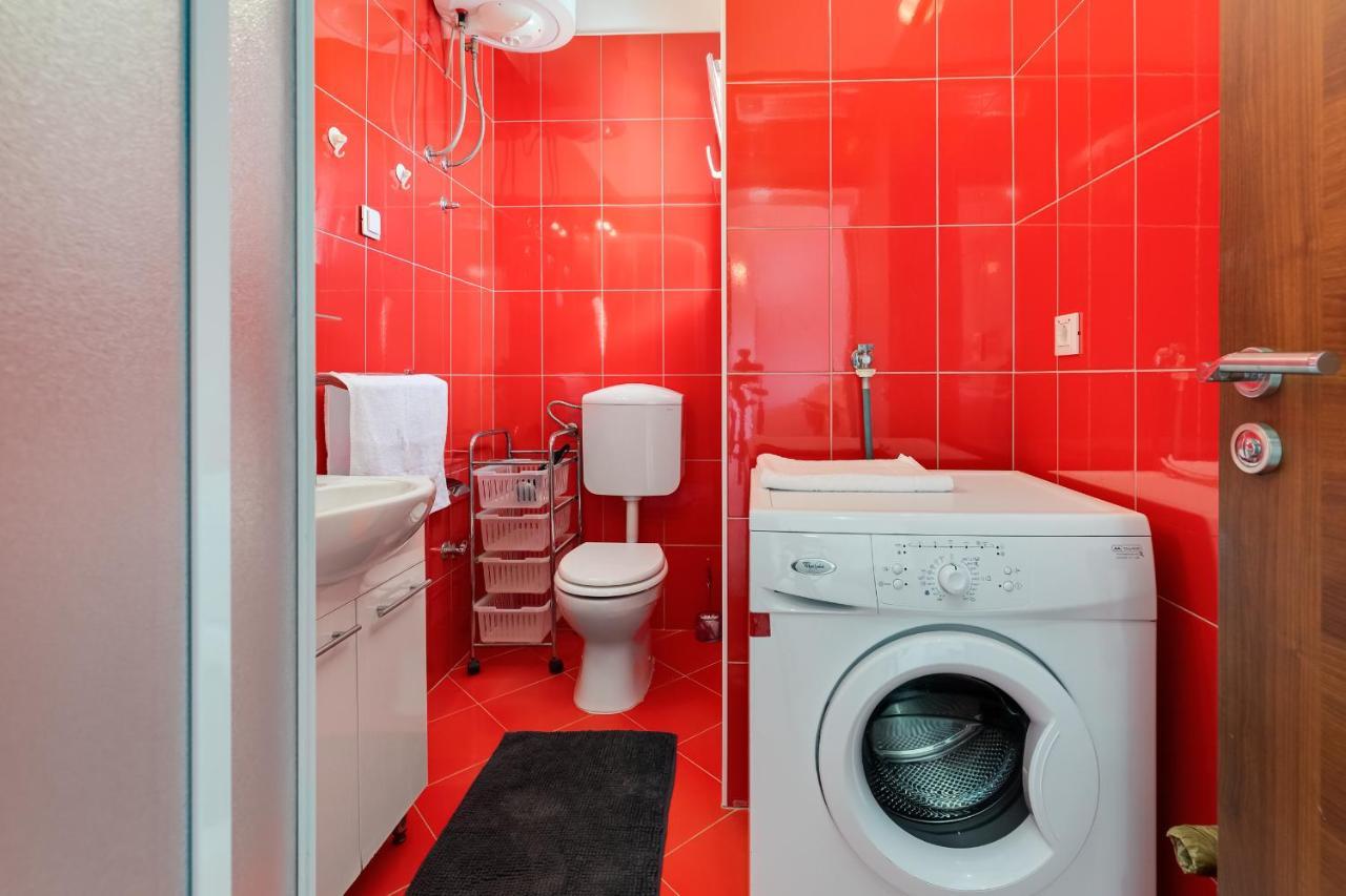 Apartman Strmota S Bazenom Sveti Filip i Jakov Exterior foto